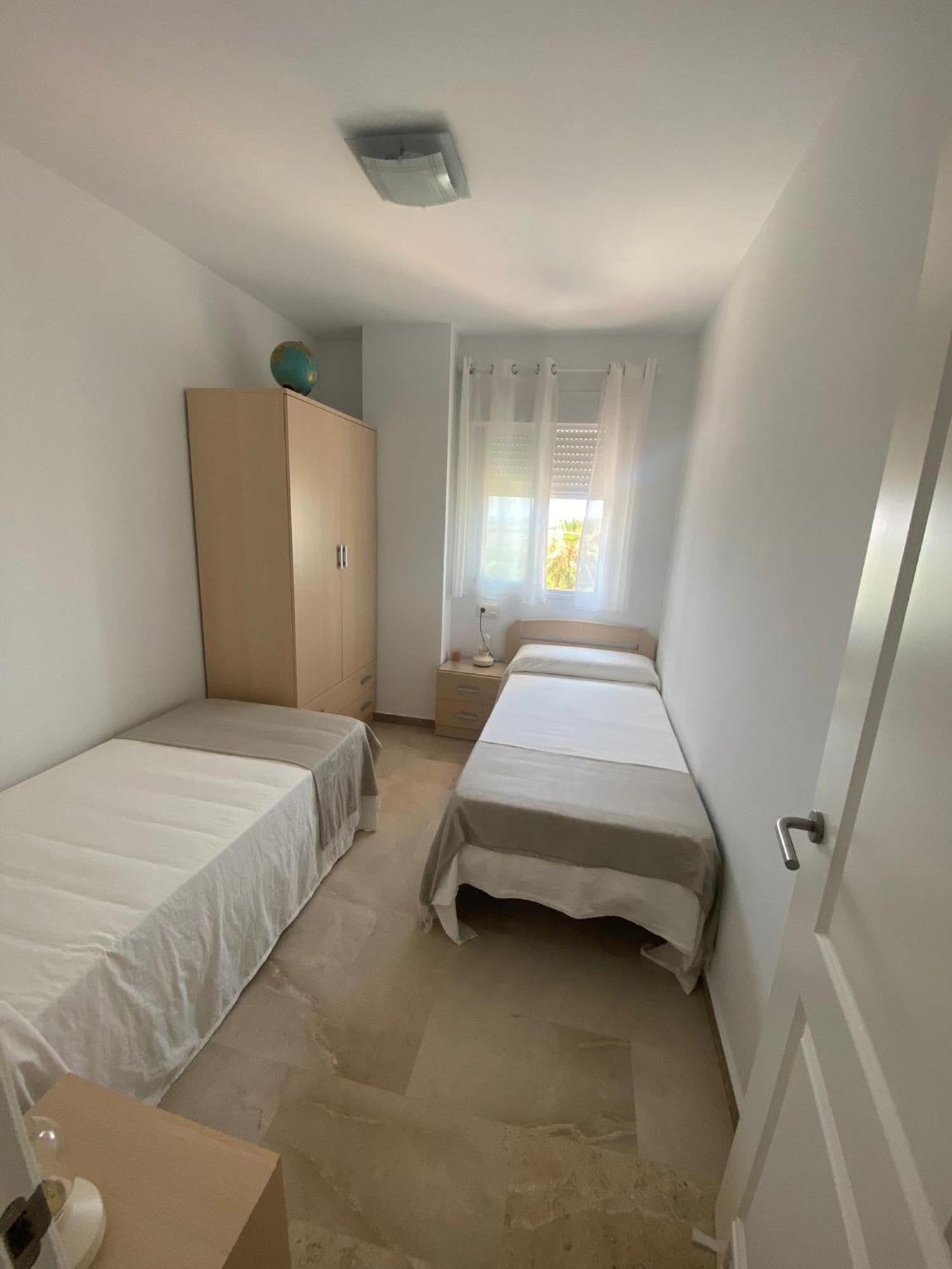 شقة A&C Vistas Al Mar -Torre Del Mar - Malaga فيليز-مالاغا المظهر الخارجي الصورة
